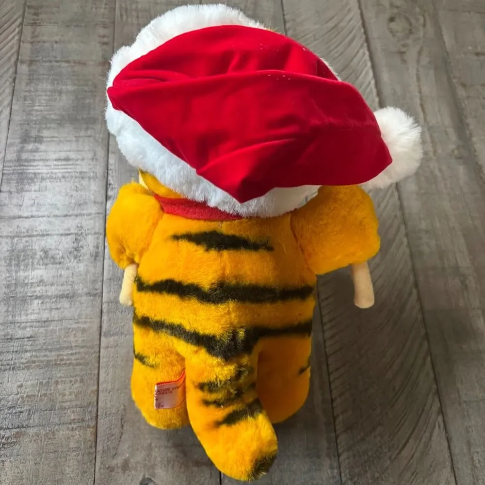 Vintage Garfield Christmas Plush – Santa Hat & 